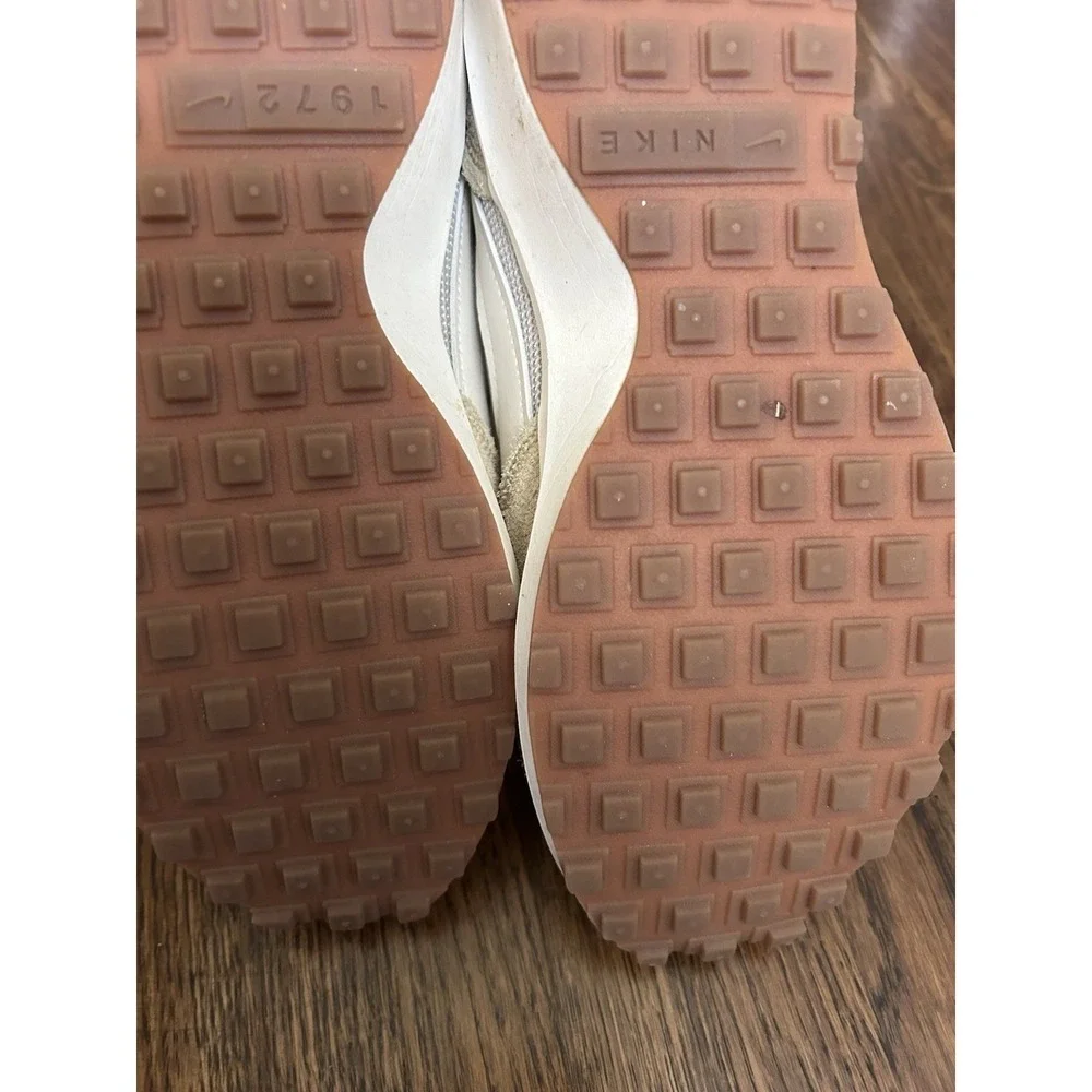 Women's Nike Waffle Debut Vintage  